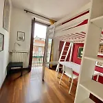 Grazioso Appartamento Nel Cuore Del Tran Tran Di Milano, Perfetto Per Amici E Famiglie, Vicino A Metropolitana